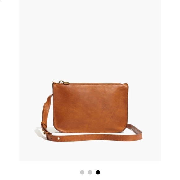 Madewell Handbags - NWT Madewell Simple Crossbody Bag ✨